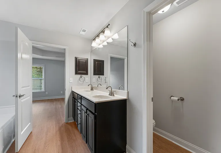 323 Harbor Glen Dr SW — Photo 24