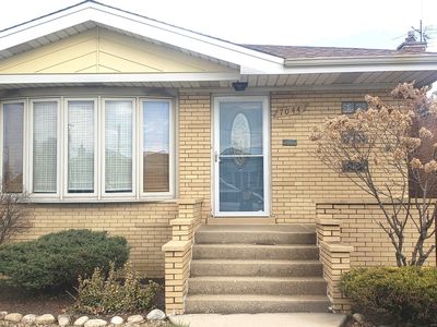 7044 W 64th St, Chicago, IL, 60638