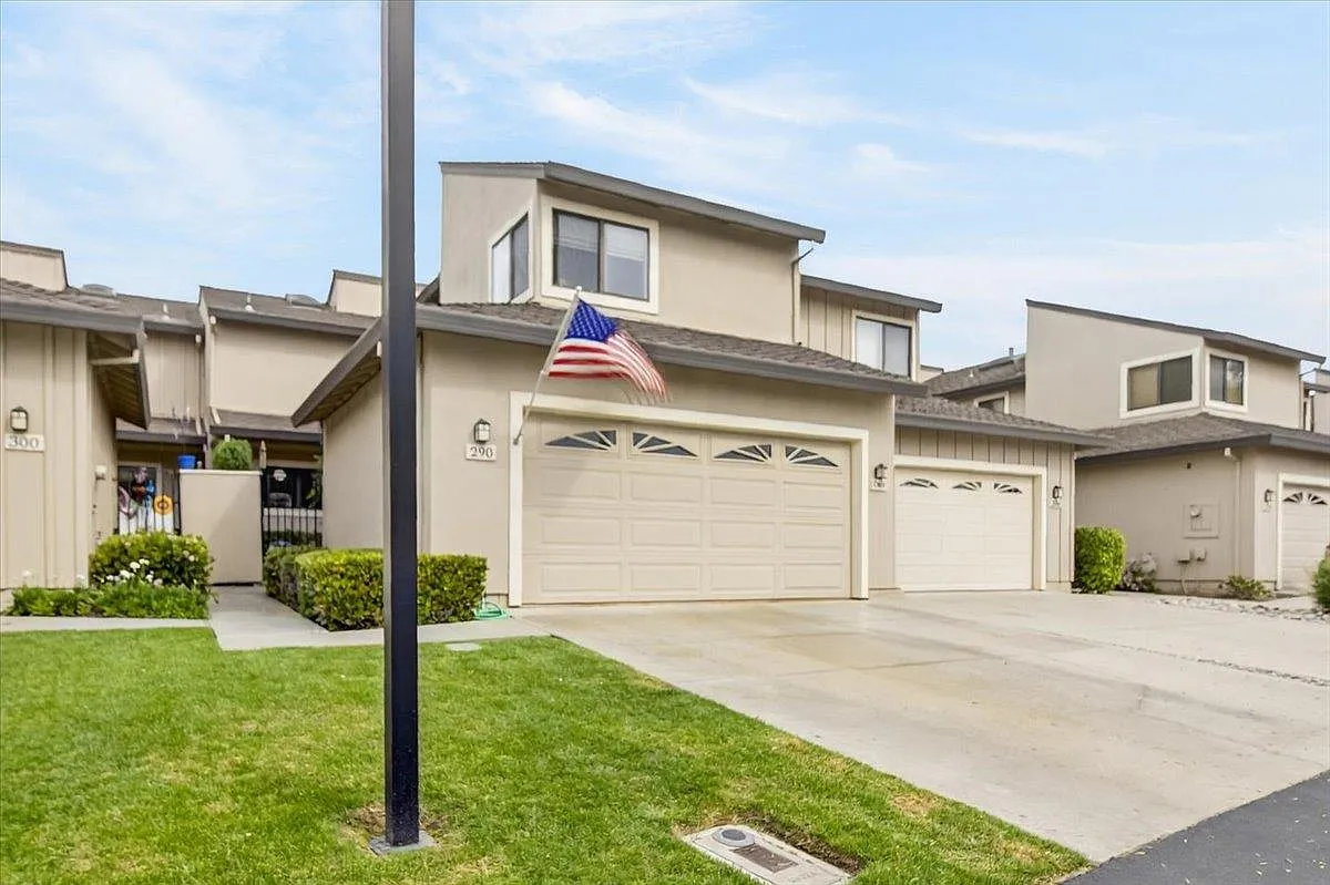 290 Joes Ln photo 1