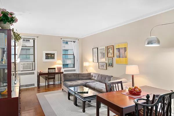 1st image of 225 W 25th St APT 4L
