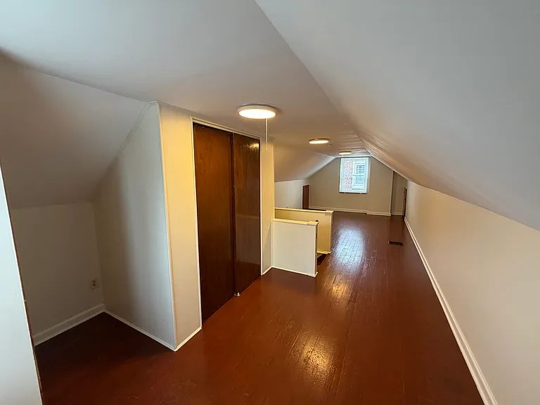 676 Butler Ave — Photo 5
