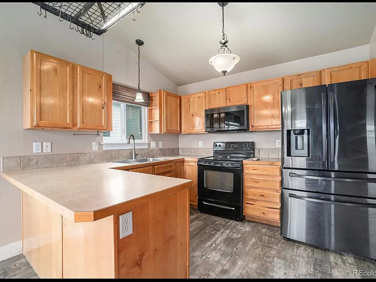 25 Johnson Cir — Photo 4