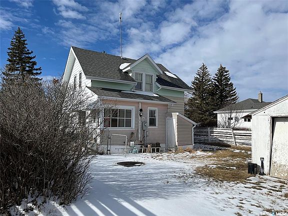 2nd image of 133 2nd STREET E