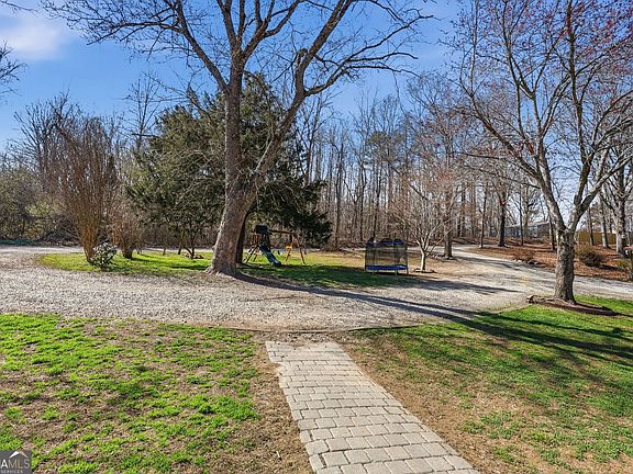 5th image of 4005 Price Rd