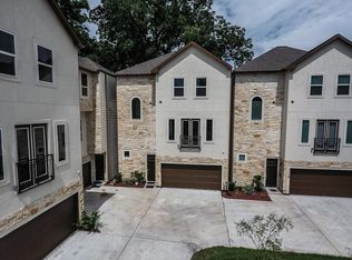 1105A E 27th St, Houston, TX 77009