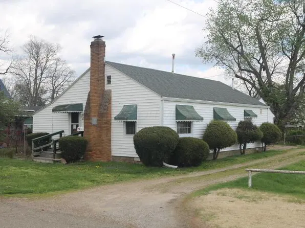 150 Riverside Dr, Mount Vernon, OH 43050