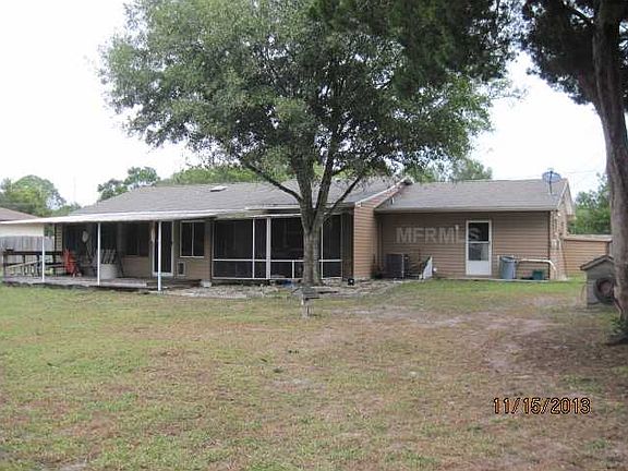 3rd image of 215 Lucerne Dr