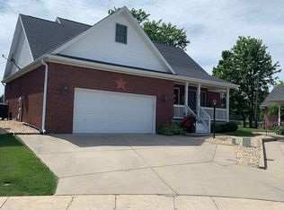 35 Rose Allen Way, Madison, IN 47250