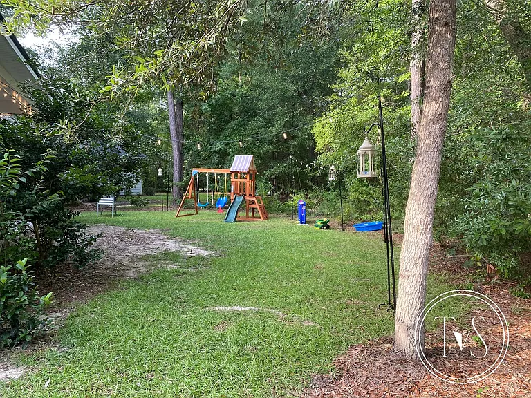 125 Ridgewood Park Dr S — Photo 10
