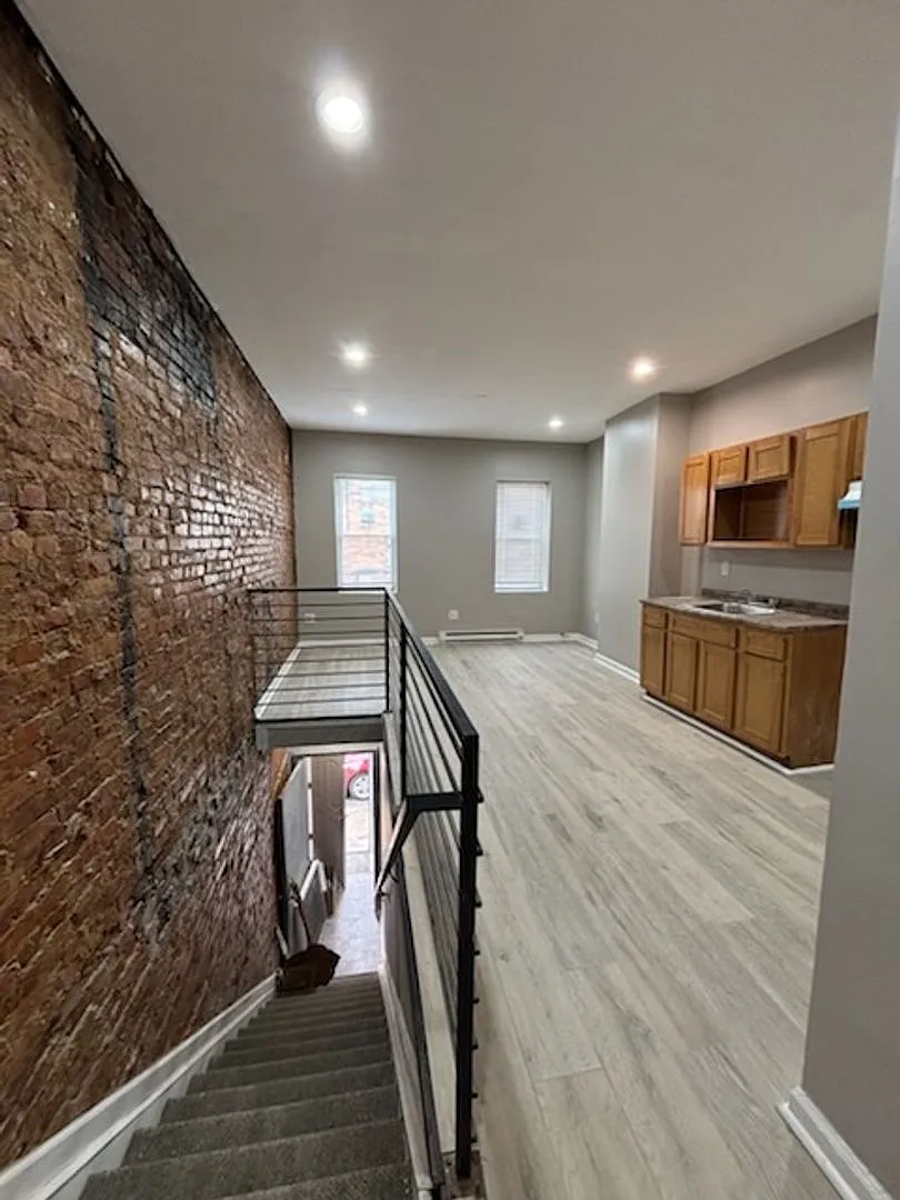 Building Photo - 3451 Braddock Street