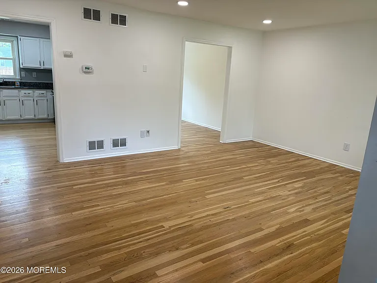 19 Lennox Ave — Photo 6