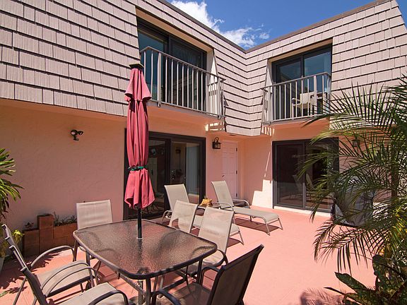 4th image of 127 Ocean Cove Dr