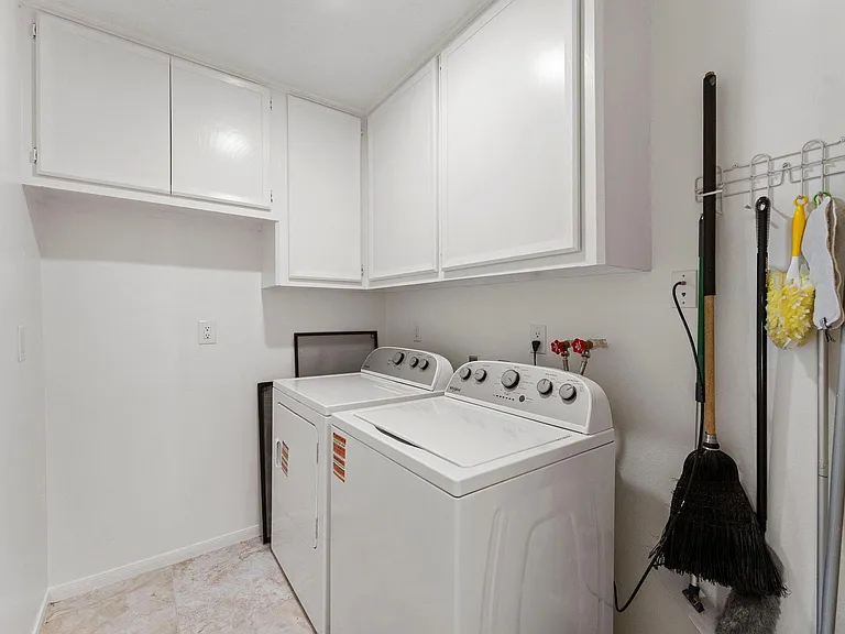 3920 Brookhaven Dr — Photo 19