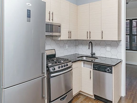5th image of 54-38 Arnold Ave #2S