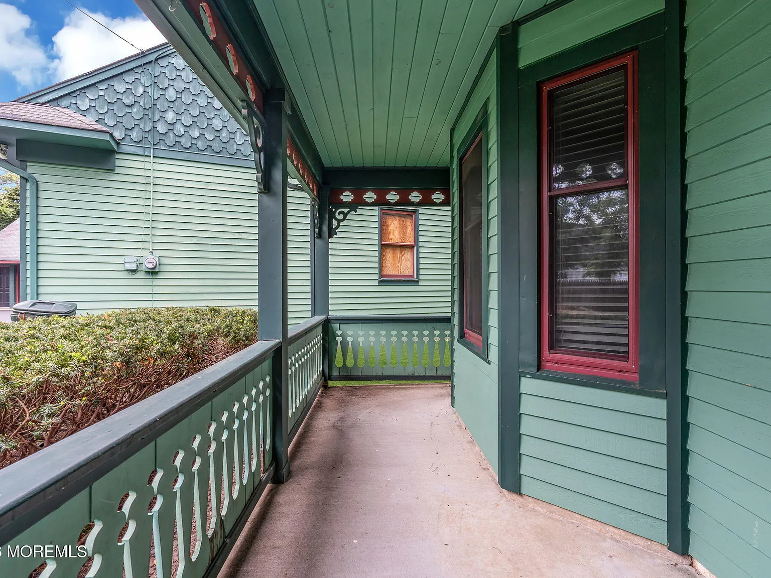 3 bed, 1.5 bath, 2208 sqft, $3,750 — Photo 4