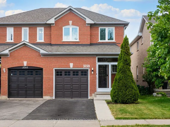 3259 Carabella Way, Mississauga, ON L5M 6T4