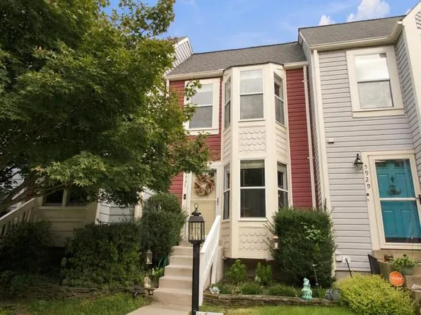5927 Dungeness Ln, Alexandria, VA 22315
