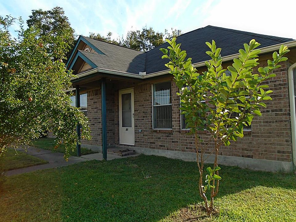 1st image of 21 Eastwood St
