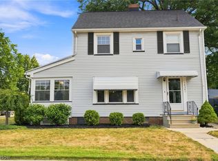 14521 Rainbow Ave, Cleveland, OH 44111