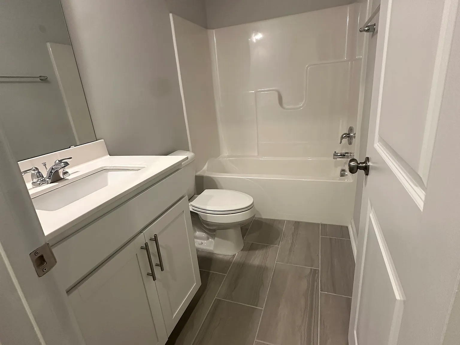 3 bed, 1804 sqft, $1,850 — Photo 3