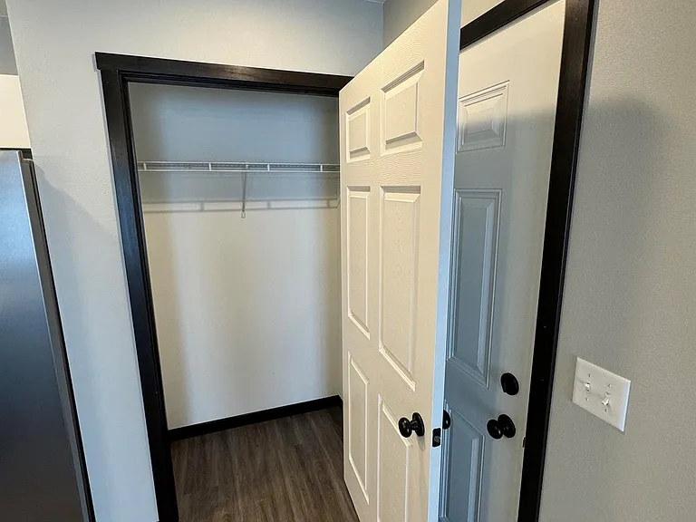 7758 Adrina Dr — Photo 6