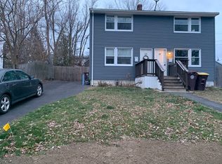 117-119 Sea St, Weymouth, MA 02191