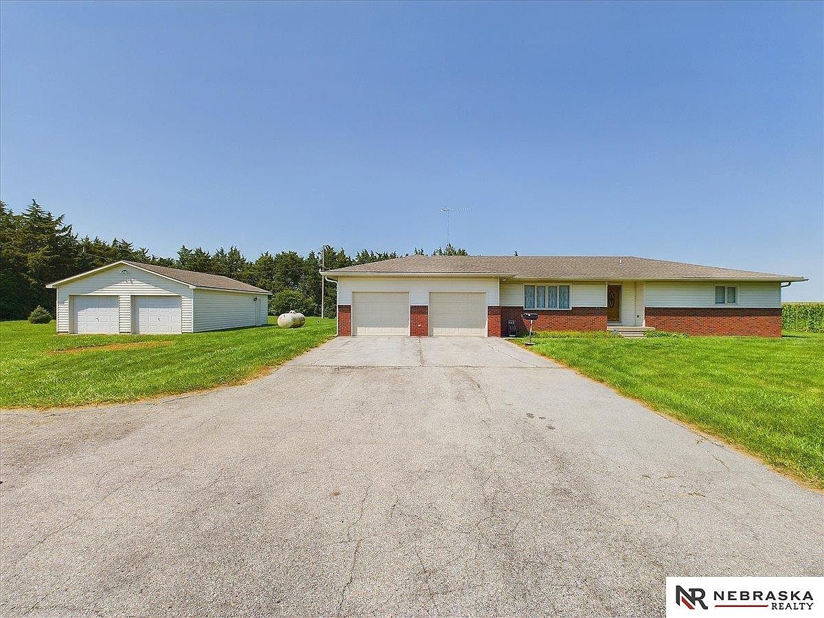 1578 County Road X, Cedar Bluffs, NE 68015 | Zillow