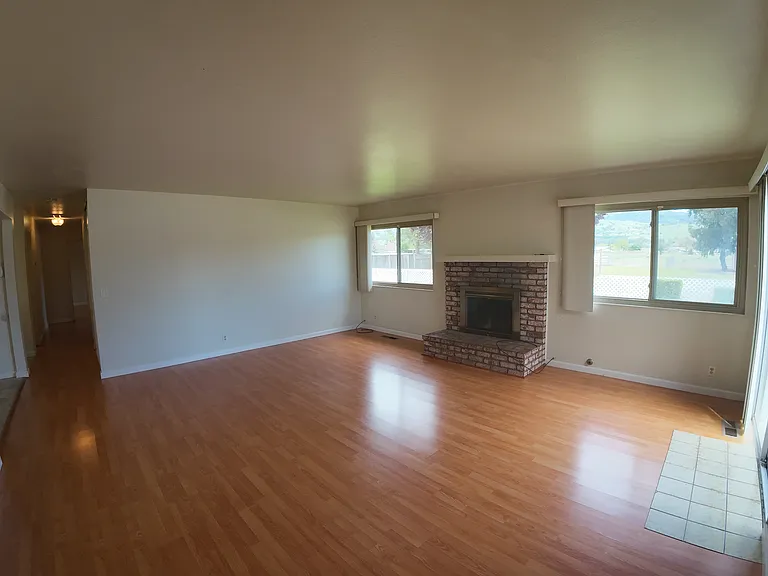 14320 Sycamore Ave — Photo 22