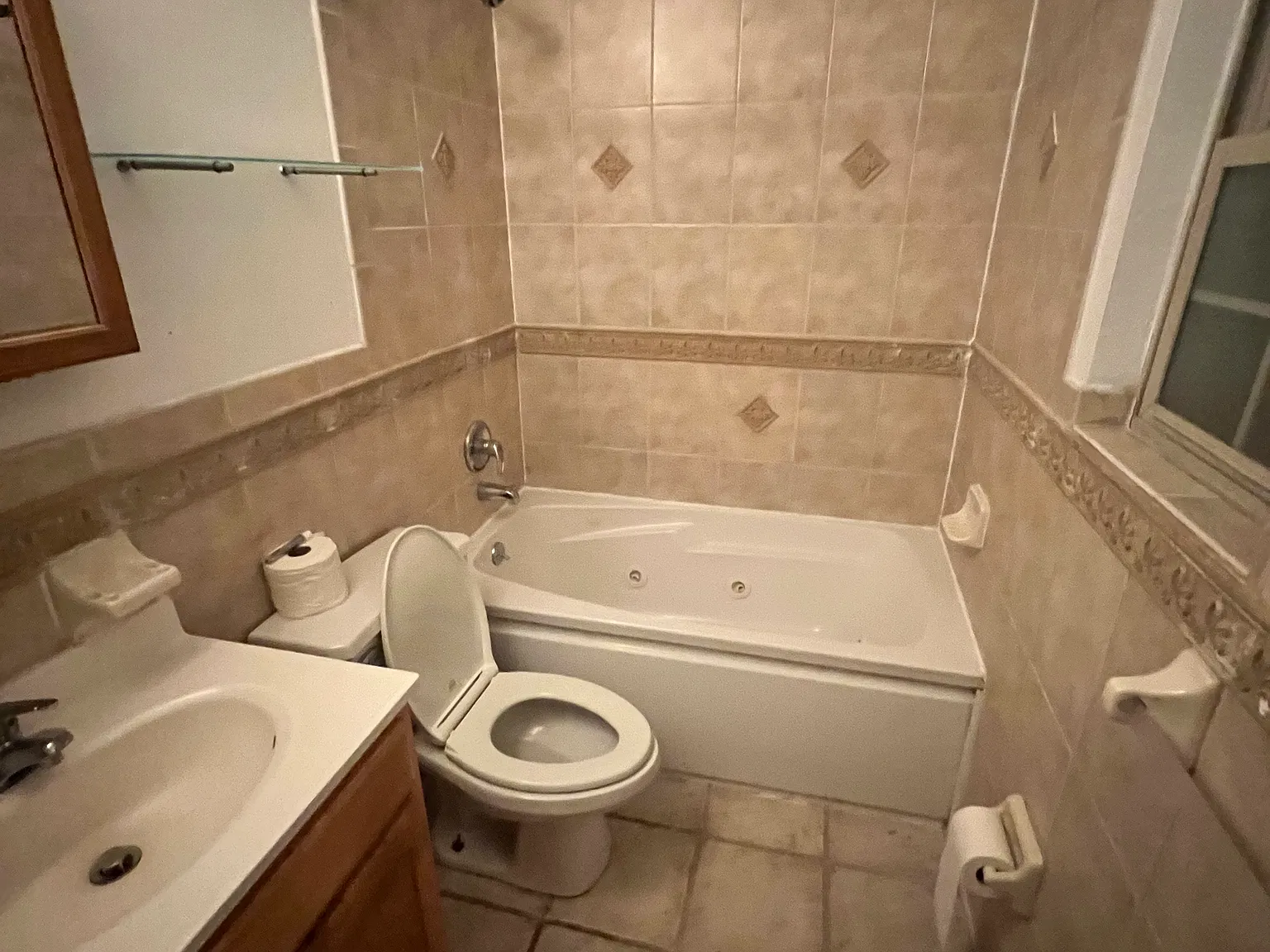 3934 Laurel Ave — Photo 4