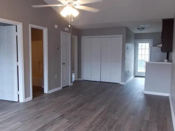 230 Lanier Dr #42, Statesboro, GA 30458