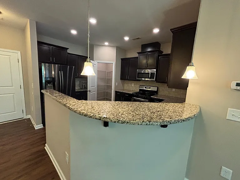 513 Durants Neck Ln — Photo 12