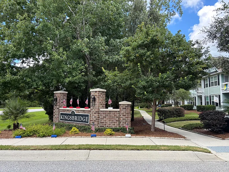 2108 Promenade Ct — Photo 8