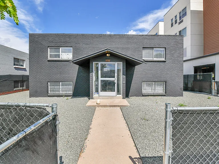1732 Paris St — Photo 10