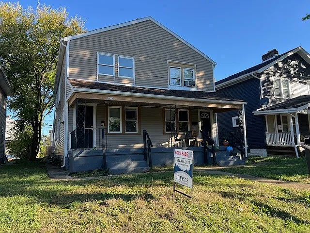 3 bed, 1120 sqft, $995 — Photo 1