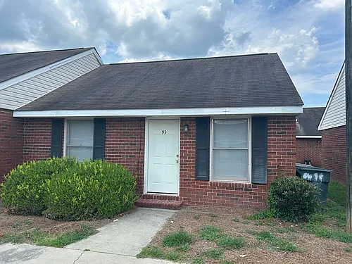 140 Lanier Dr Photo 1