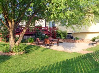 7702 Fillmore St, Omaha, NE 68122