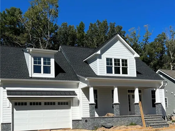 112 Tequesta Trl, Yorktown, VA 23693
