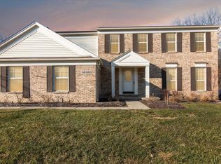 38380 Overbrook Ln, Westland, MI 48185