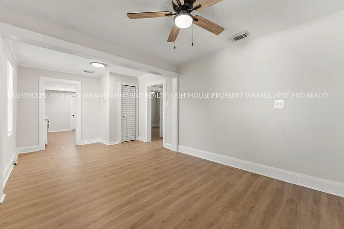 1873 W 12th St — Photo 5