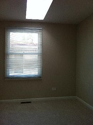 4th image of 4521 S Oak Ave