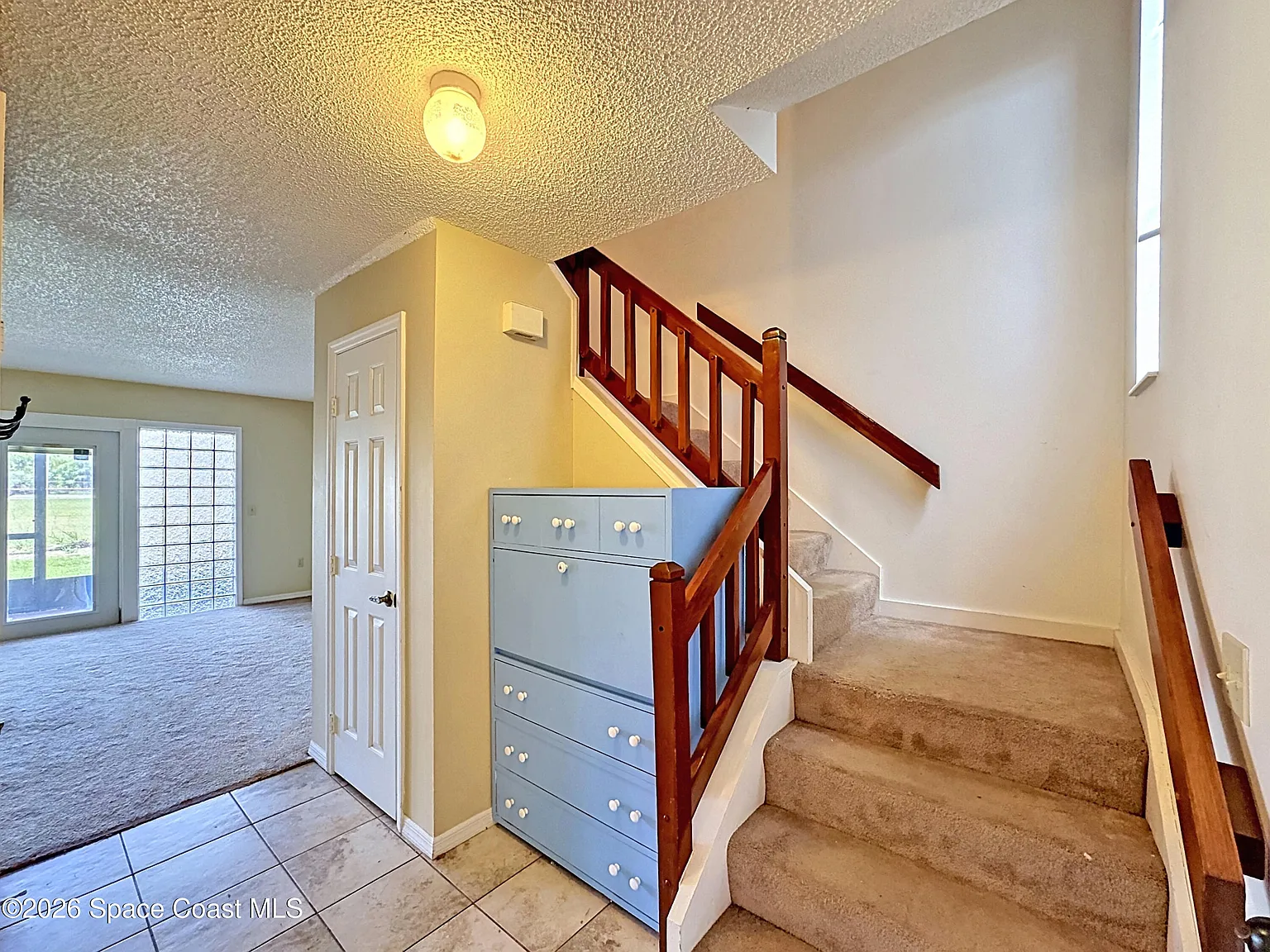 2 bed, 1.5 bath, 1184 sqft, $1,750 — Photo 2