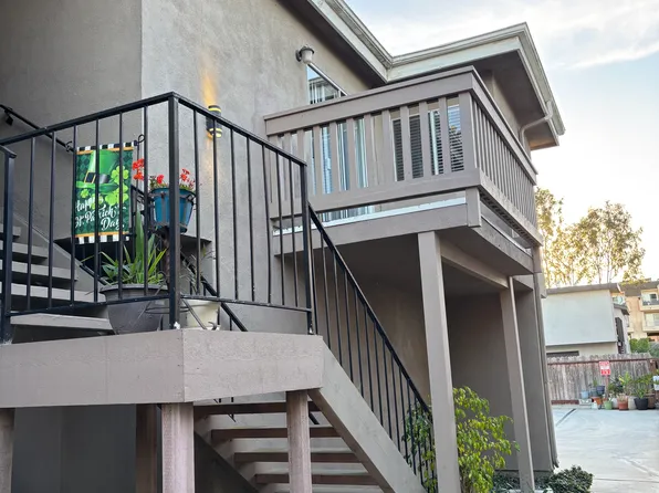 16971 Hoskins Ln APT 5, Huntington Beach, CA 92649