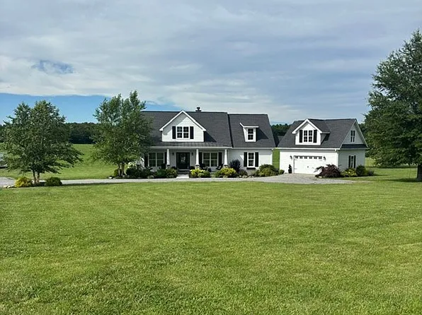 189 Sharon Ln, Lafayette, TN 37083