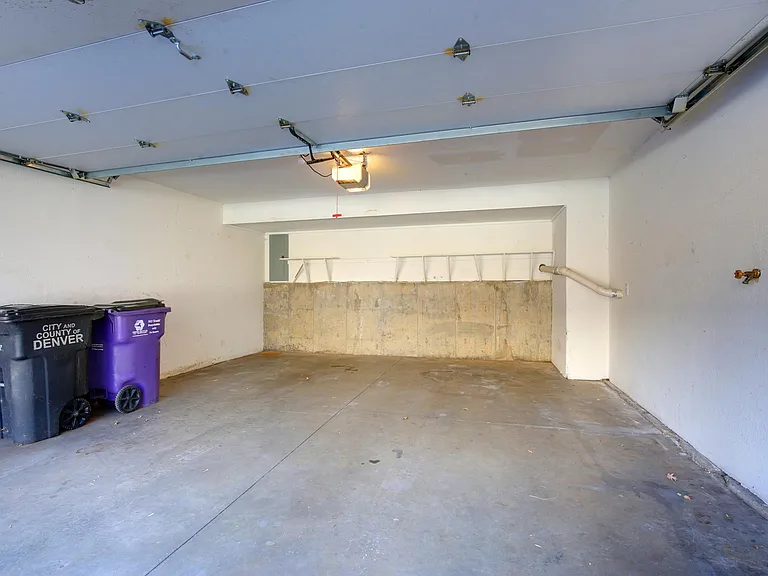 932 E Ellsworth Ave #A — Photo 36