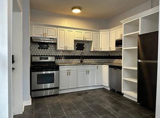 63 Seyms St FLOOR 1, Hartford, CT 06120