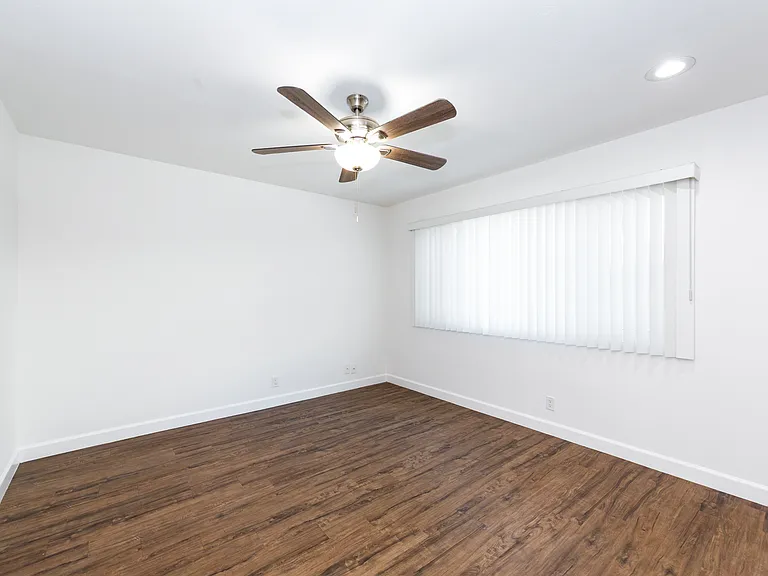 Crestview Apartment Homes — Photo 24