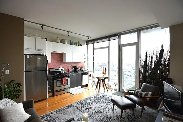 Rented by Yaffa Realty LLC | media 30