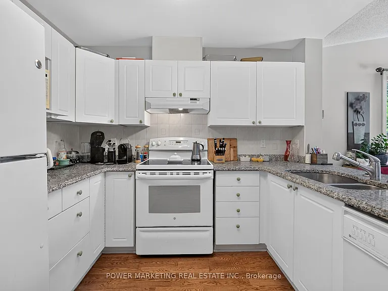 6886 Edgar Brault St — Photo 18