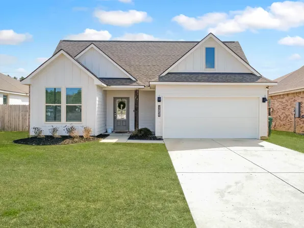 12850 Silverbell Ave, Denham Springs, LA 70726