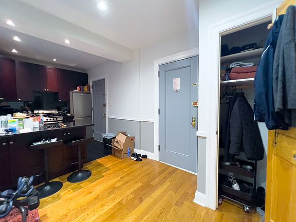 2nd image of 42 Bank St #12E